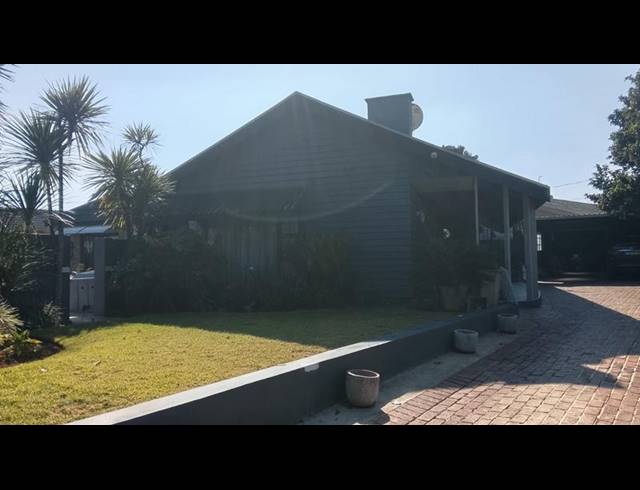 4 BEDROOM HOUSE FOR SALE IN GREENHILLS